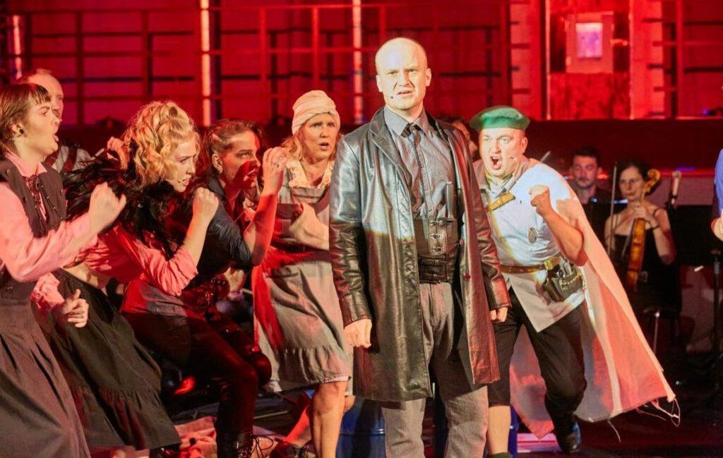 Helden von heute Aufführung